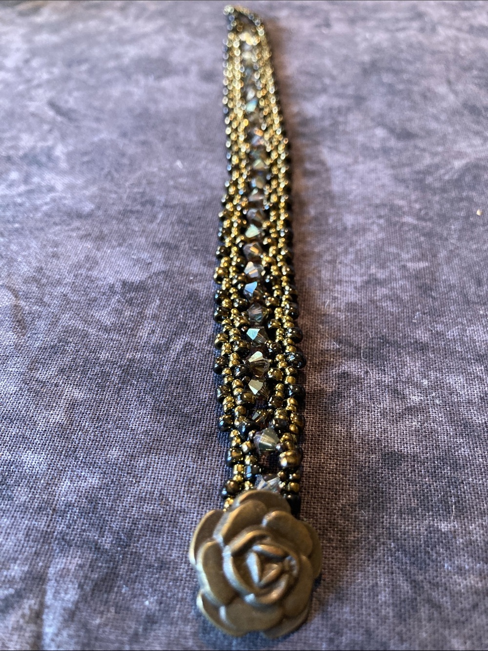 Gorgeous Beaded Black and Golden Rose Bracelet - Women's Fashion Jewelry